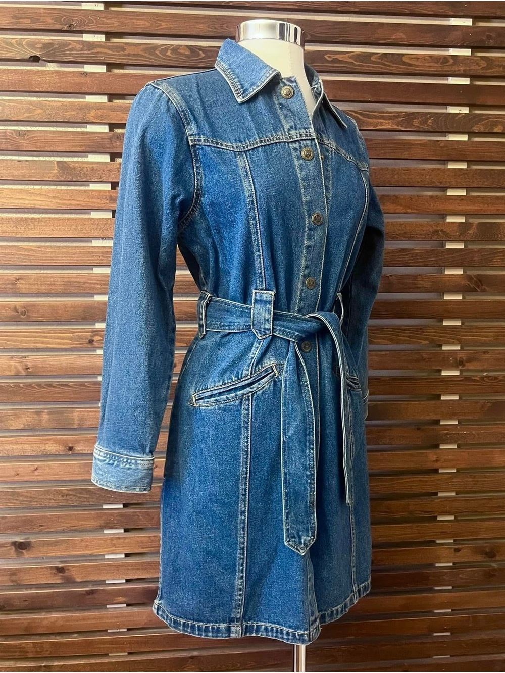 Vintage 1990s Suzanne Somers Blue Denim Jean Button Front Long Sleeve Dress